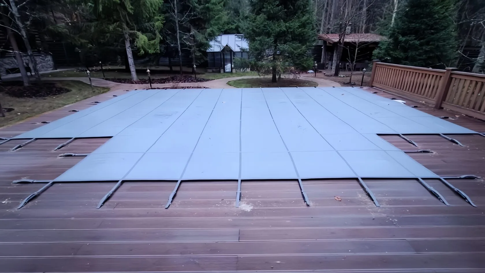 Покрывало для бассейна Laguna Cover Mesh в Кондопоге